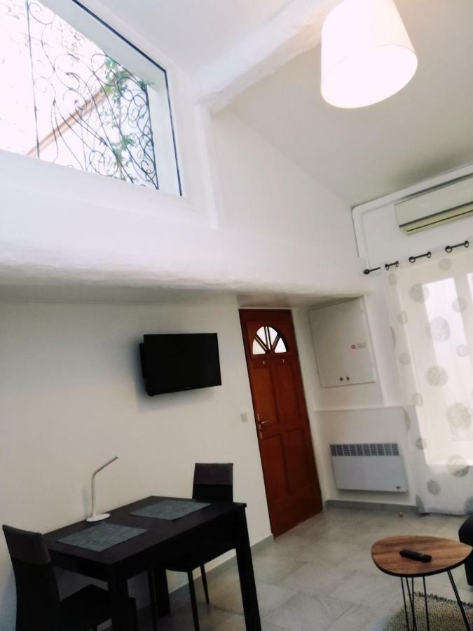 Ferienwohnung Duplex Denim Nîmes Exterior foto